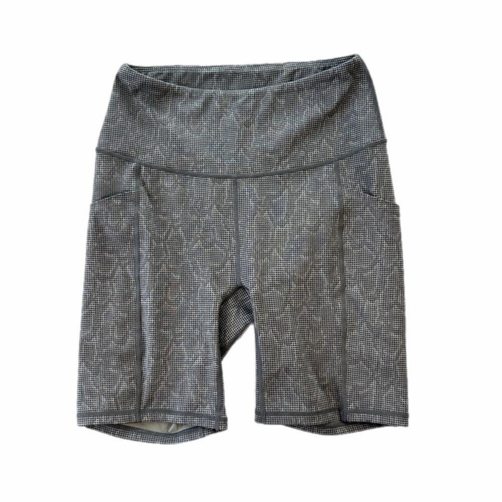 Varley Black Gray Grid Snake Patterned 7" Athleisure Workout Yoga Biker Shorts